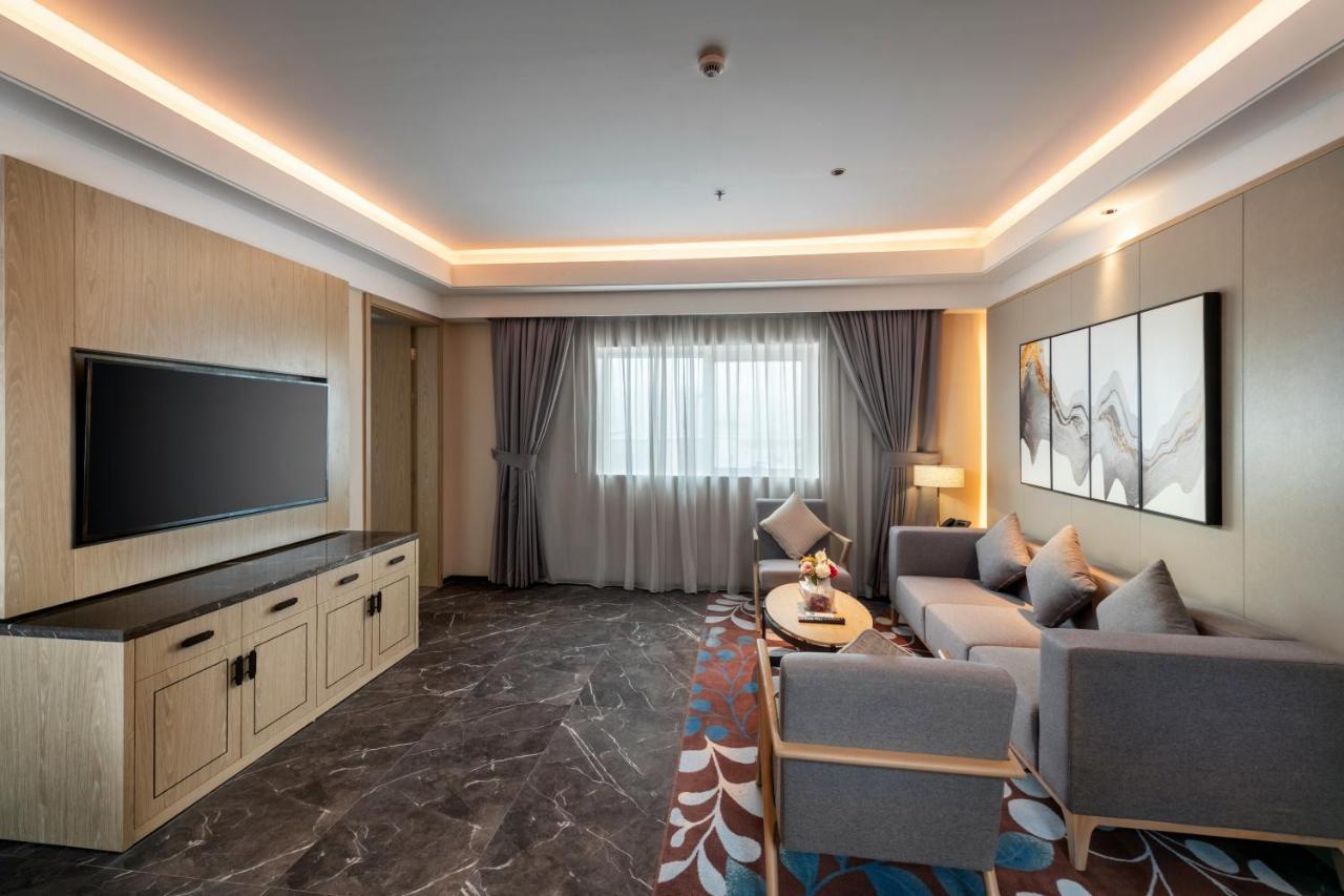 Aber Bani Amr Hotel Al Namas Exterior photo